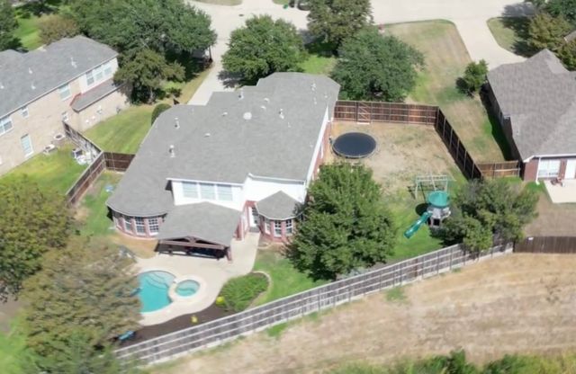 35 Creekside Drive, Trophy Club, TX 76262