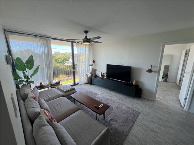 3211 W SWANN AVENUE 506, Tampa, FL 33609