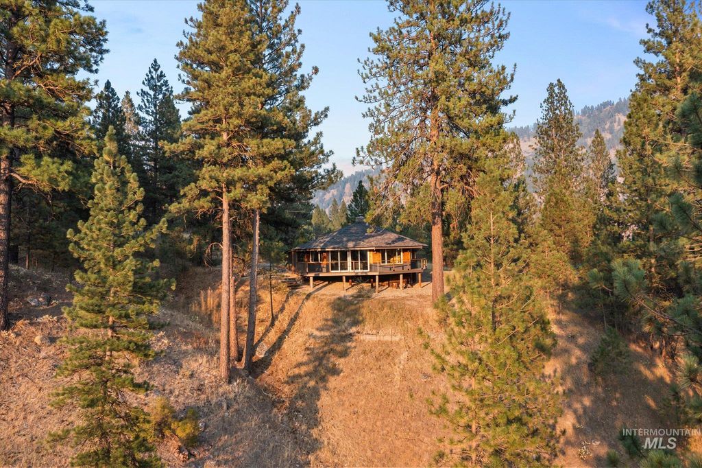 30 Timberline Dr, Garden Valley, ID 83622 photo 3