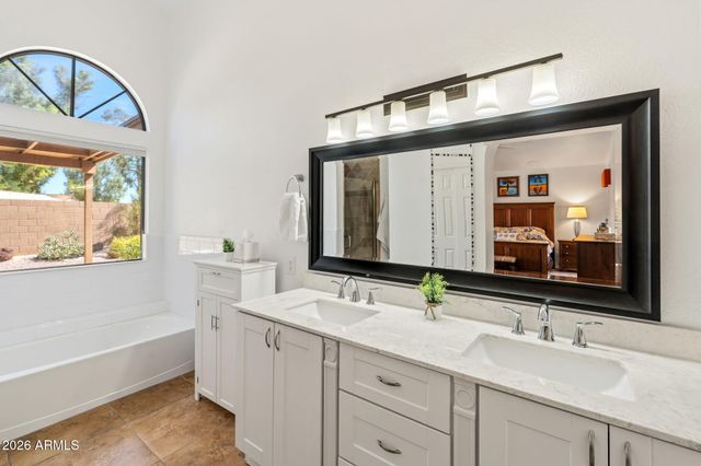 15641 N 51ST Street, Scottsdale, AZ 85254
