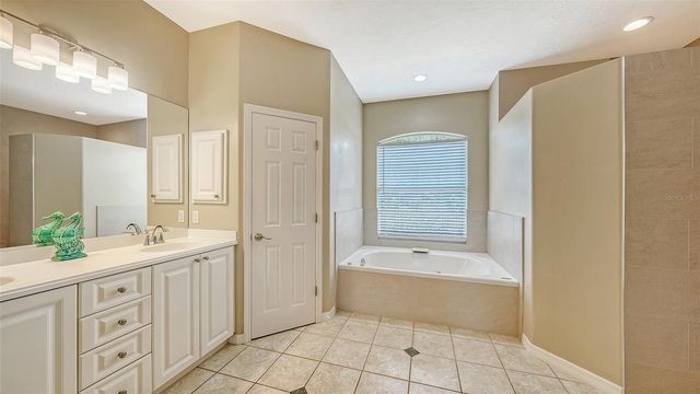 439 E ROSSETTI DRIVE, Nokomis, FL 34275