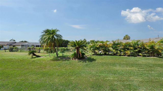 439 E ROSSETTI DRIVE, Nokomis, FL 34275