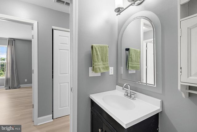 8715 OLD OCEAN CITY RD, Berlin, MD 21811