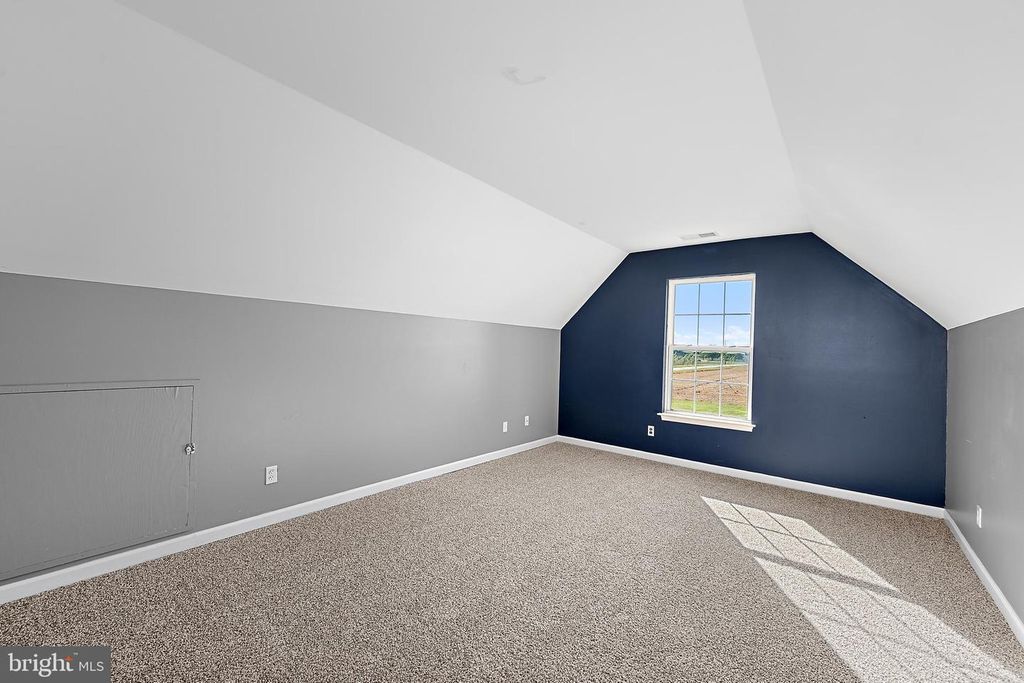 Image 24 of property listing at 8715 OLD OCEAN CITY RD, Berlin, MD 21811