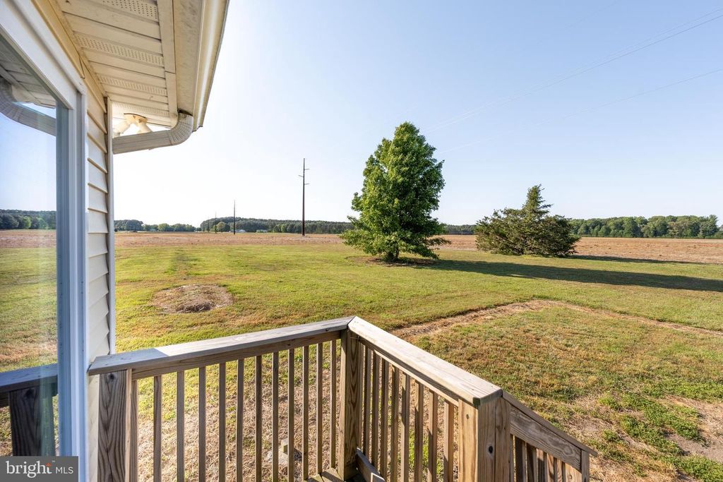 Image 35 of property listing at 8715 OLD OCEAN CITY RD, Berlin, MD 21811