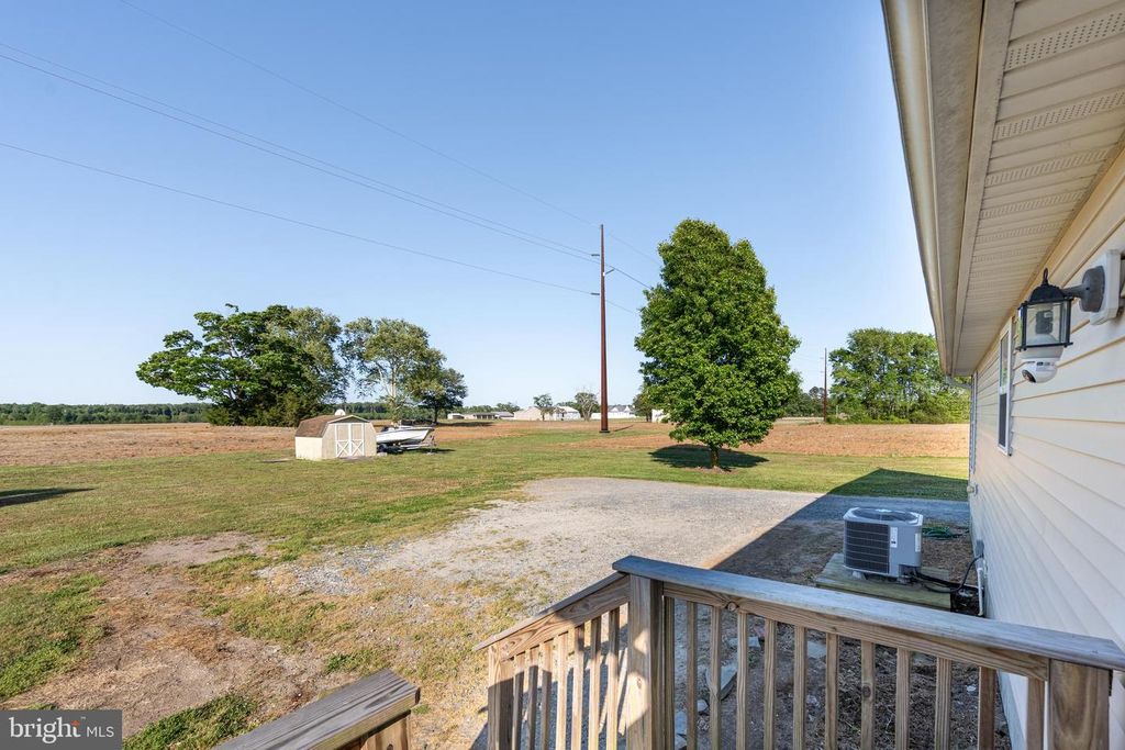 Image 36 of property listing at 8715 OLD OCEAN CITY RD, Berlin, MD 21811
