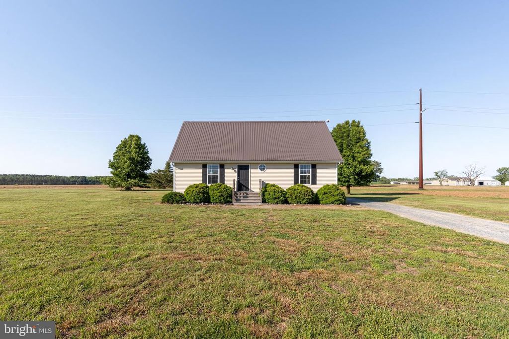 Image 48 of property listing at 8715 OLD OCEAN CITY RD, Berlin, MD 21811