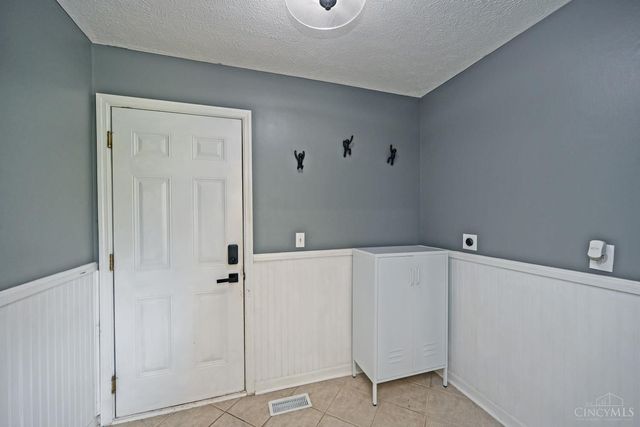 8799 Woolstone Court, Hamilton Twp, OH 45039