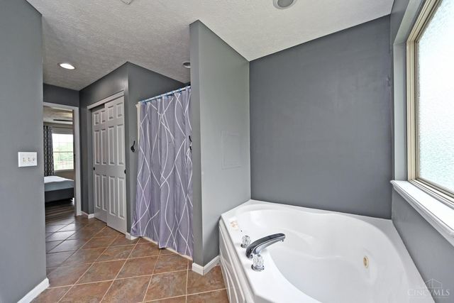 8799 Woolstone Court, Hamilton Twp, OH 45039
