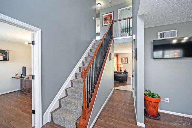 8799 Woolstone Court, Hamilton Twp, OH 45039