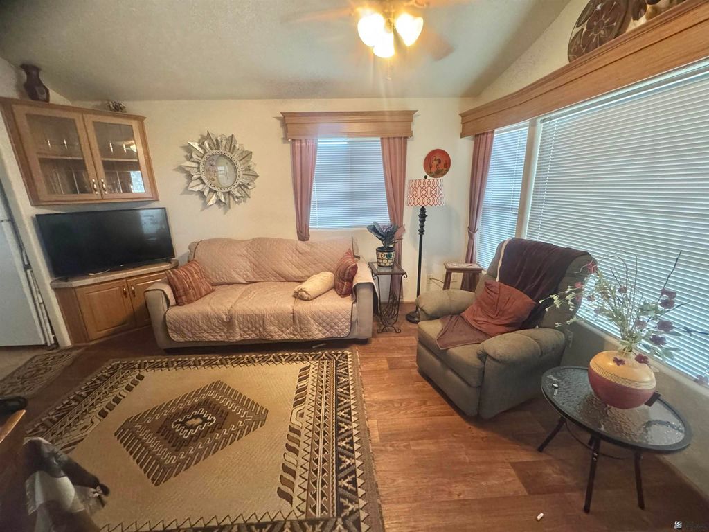 12633 S Ironwood Dr, Yuma, AZ 85367