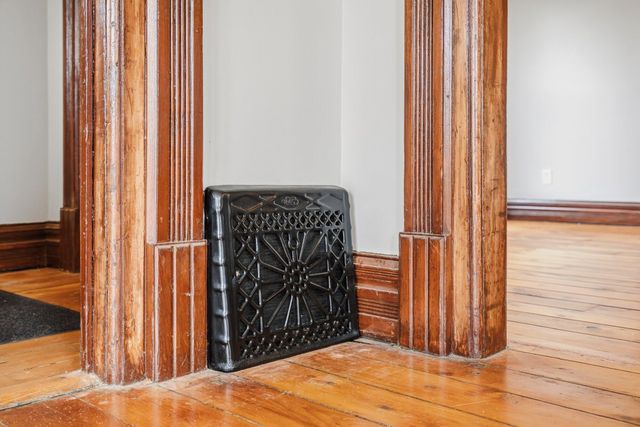 442 W Dutton Street, Kalamazoo City, MI 49007