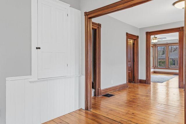 442 W Dutton Street, Kalamazoo City, MI 49007