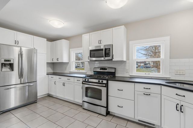 442 W Dutton Street, Kalamazoo City, MI 49007