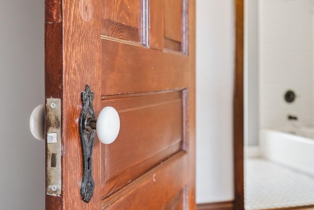 442 W Dutton Street, Kalamazoo City, MI 49007