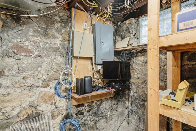 442 W Dutton Street, Kalamazoo City, MI 49007