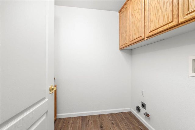 4246 Merchant Ln, Turlock, CA 95382