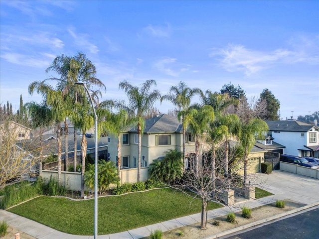 4246 Merchant Ln, Turlock, CA 95382