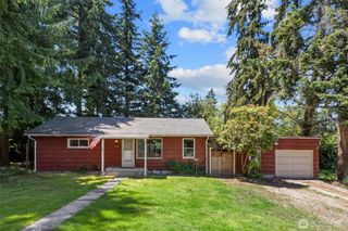 20430 52nd Avenue W, Lynnwood, WA 98036