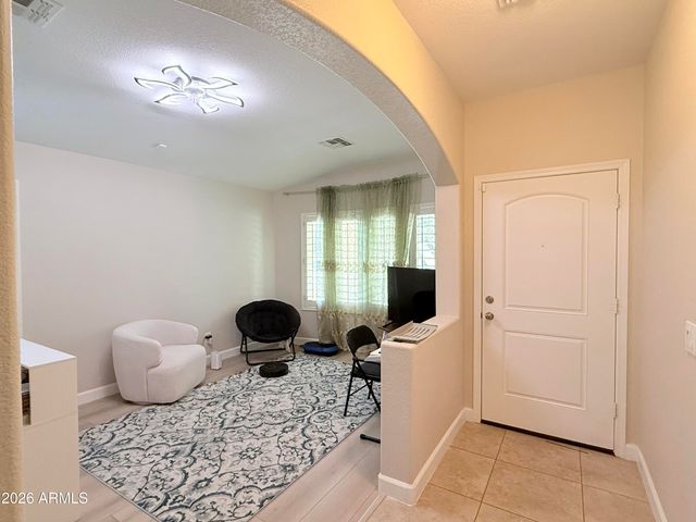 9850 W DEANNA Drive, Peoria, AZ 85382