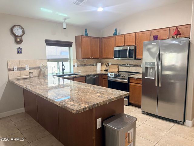 9850 W DEANNA Drive, Peoria, AZ 85382