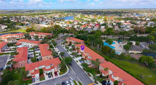 15123 NW 8th St, Pembroke Pines, FL 33028