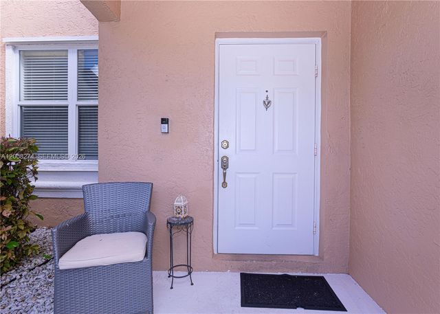 15123 NW 8th St, Pembroke Pines, FL 33028