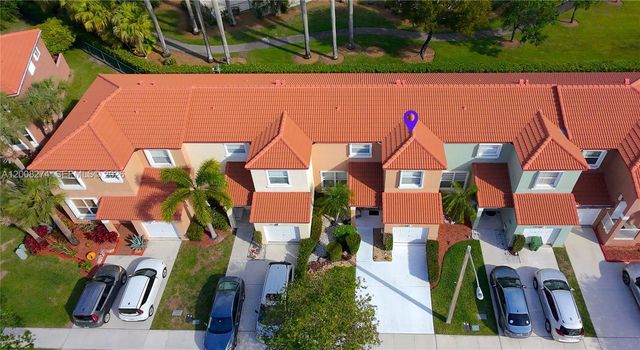 15123 NW 8th St, Pembroke Pines, FL 33028