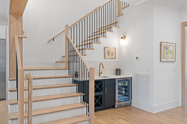 916 Acklen Ave, Nashville, TN 37203