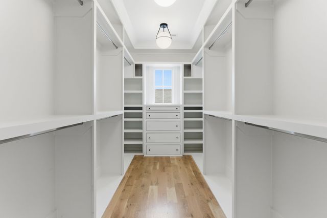 916 Acklen Ave, Nashville, TN 37203