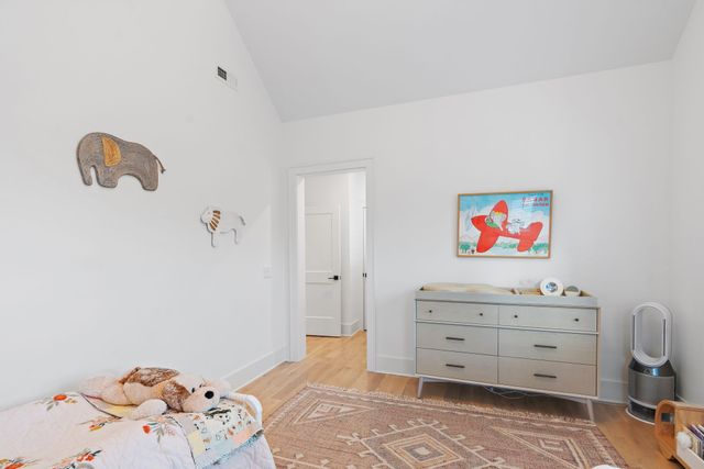 916 Acklen Ave, Nashville, TN 37203