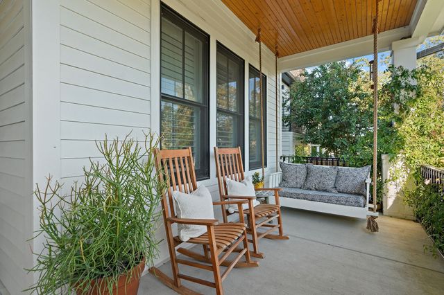 916 Acklen Ave, Nashville, TN 37203