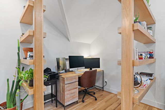 916 Acklen Ave, Nashville, TN 37203