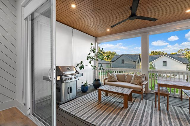 916 Acklen Ave, Nashville, TN 37203