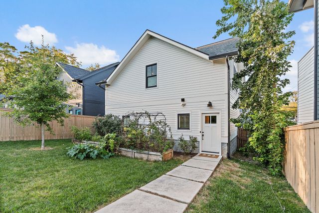 916 Acklen Ave, Nashville, TN 37203