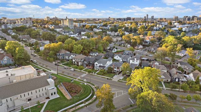 916 Acklen Ave, Nashville, TN 37203