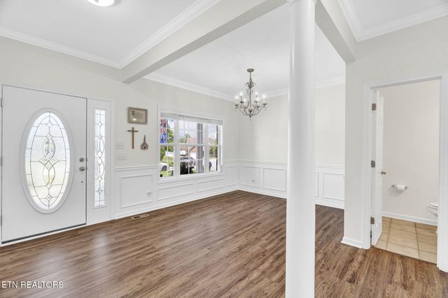 4512 Everwood Oak Lane, Knoxville, TN 37918