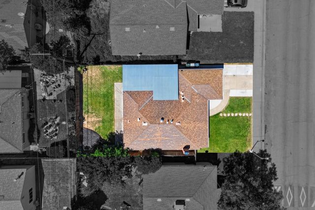 4960 Bradford Dr, Sacramento, CA 95820