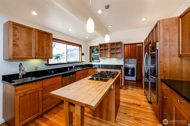 847 Argyle Avenue, Friday Harbor, WA 98250