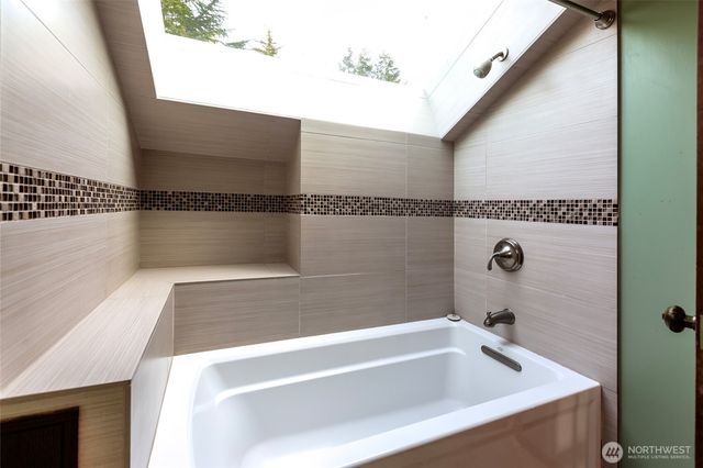 847 Argyle Avenue, Friday Harbor, WA 98250