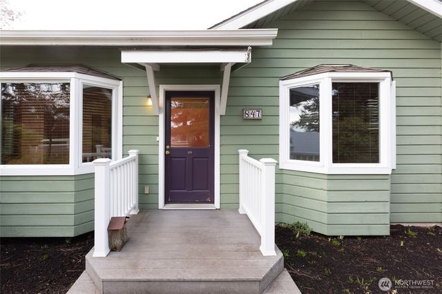 847 Argyle Avenue, Friday Harbor, WA 98250