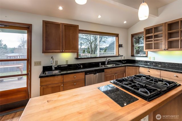 847 Argyle Avenue, Friday Harbor, WA 98250