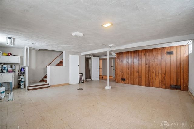 2827 Roseann Lane, Cincinnati, OH 45239