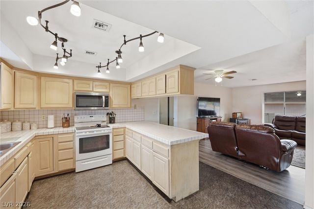 4304 Ivory Circle, Las Vegas, NV 89130