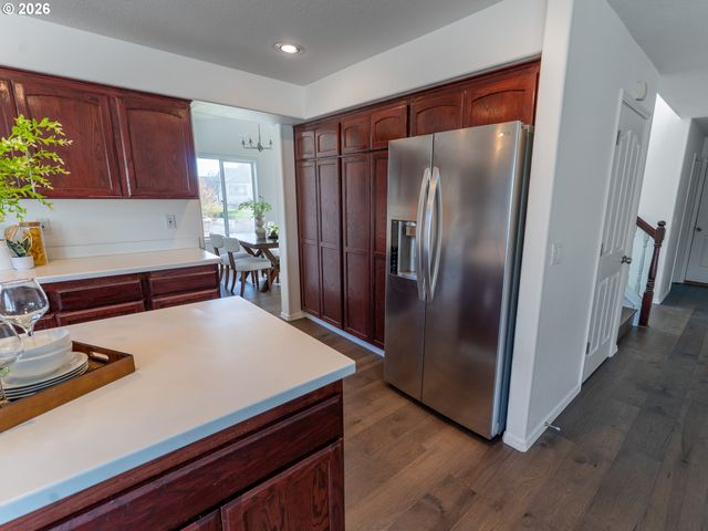 19012 PAULSEN Dr, Oregon City, OR 97045