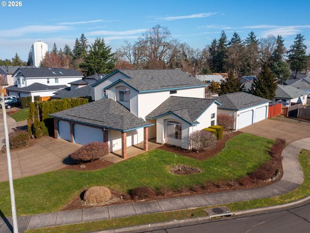 19012 PAULSEN Dr, Oregon City, OR 97045