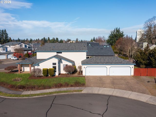 19012 PAULSEN Dr, Oregon City, OR 97045