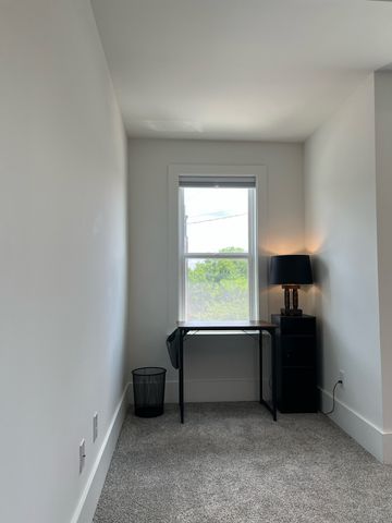 1072B Zophi St, Nashville, TN 37216