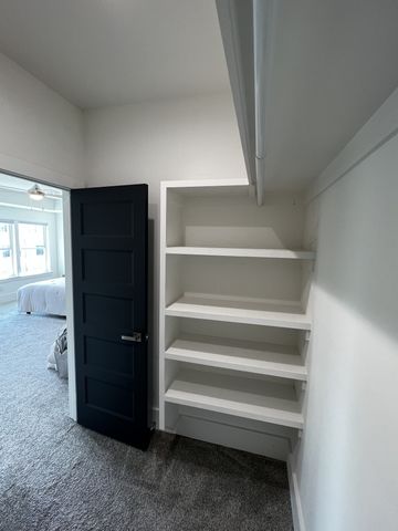 1072B Zophi St, Nashville, TN 37216