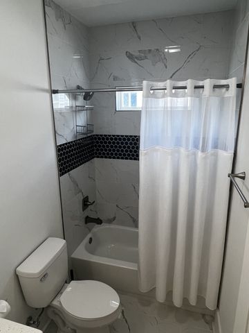 1072B Zophi St, Nashville, TN 37216